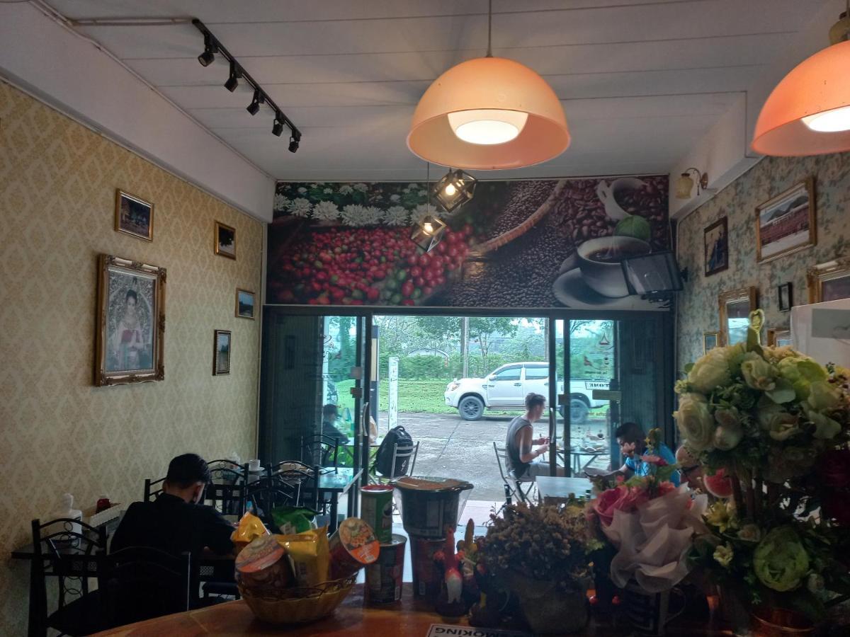 Amaretto & Caffe Hostel Surat Thani Extérieur photo